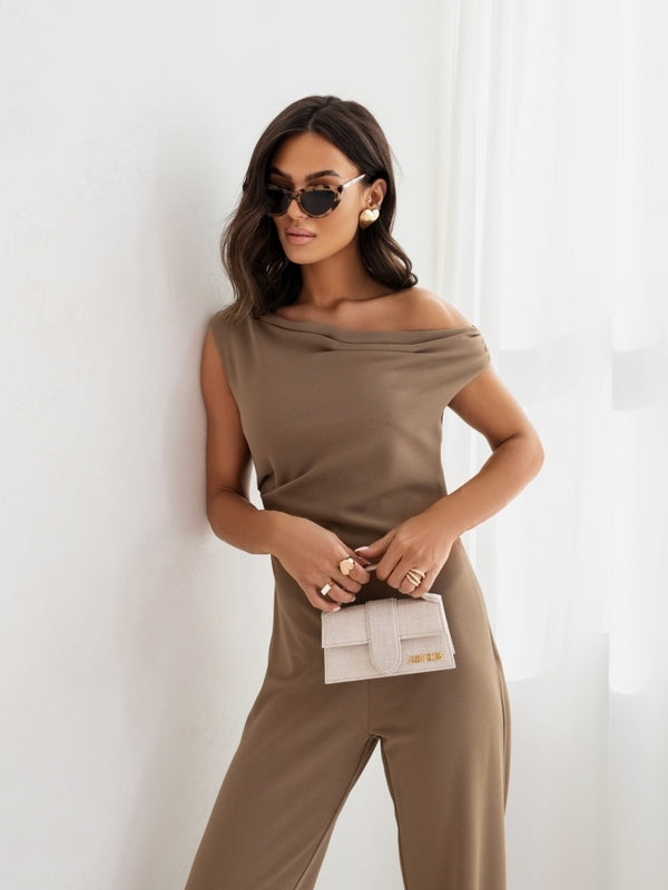 Sleek Jumpsuit For Women, Off- Shoulder, Straight Long Pants, Fastened With A Zipper On The Side.