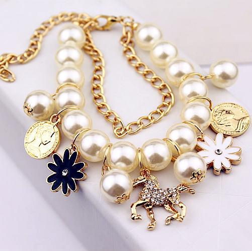 Artificial Pearl Flower Bracelet