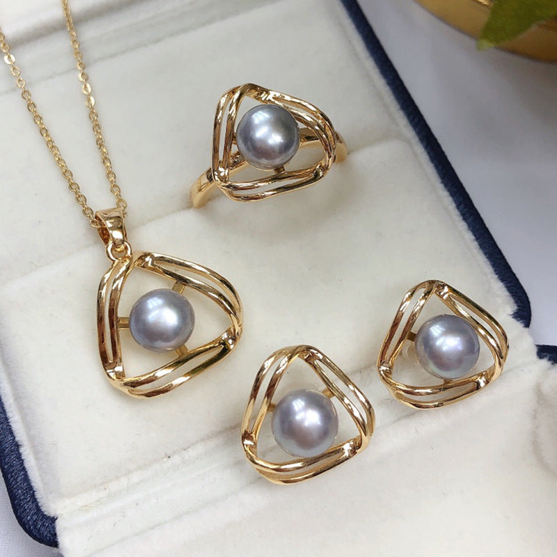 Simple And Exquisite Freshwater Pearl Necklace Set