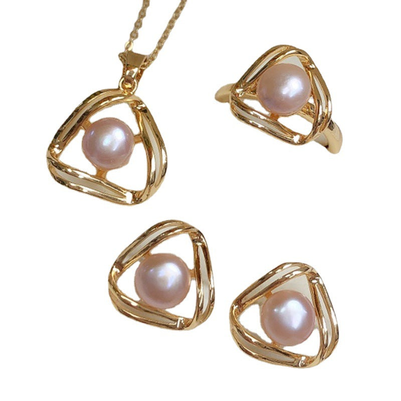 Simple And Exquisite Freshwater Pearl Necklace Set