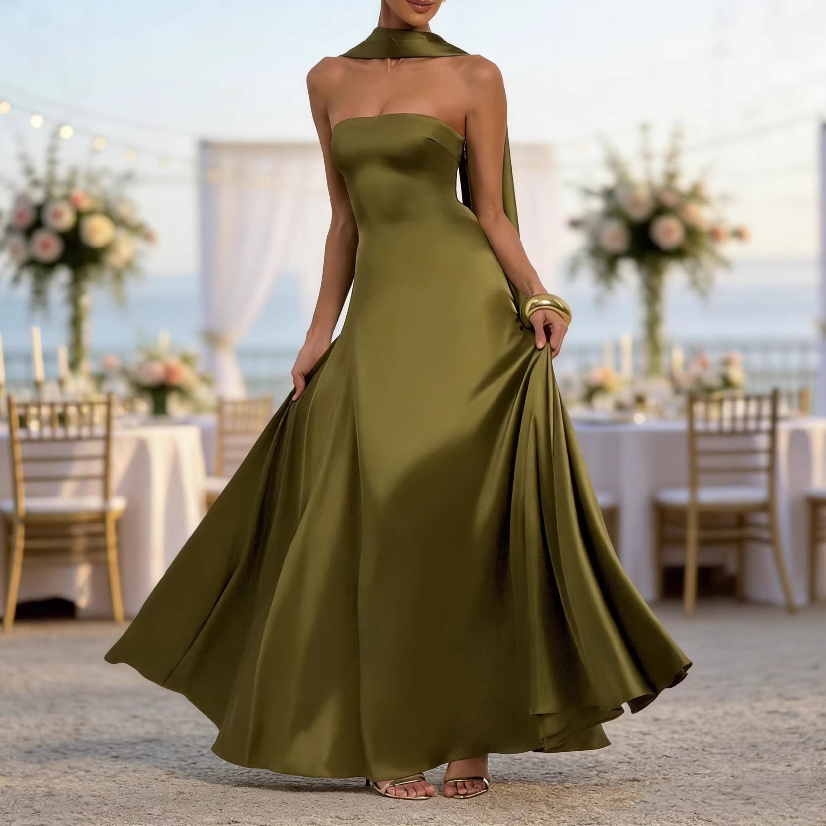 Women`s Chest Wrapping Backless  Evening Gown