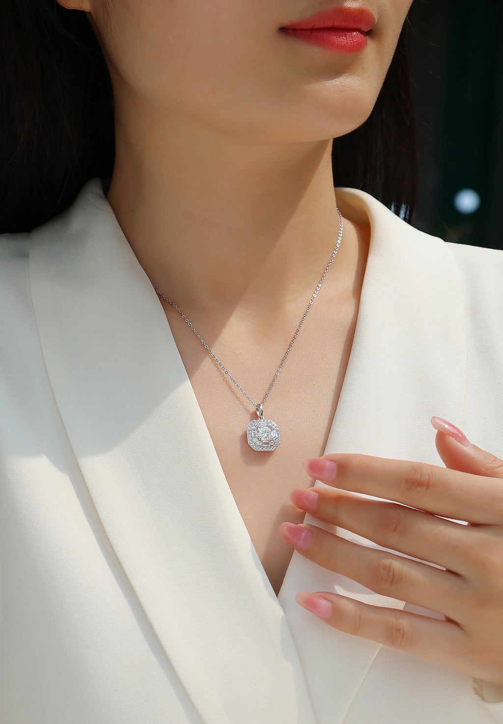 Luxurious Diamond Jewelry Piece Set With 1-carat Moissan Diamond S925 Sterling Silver And Platinum-plated Pendant